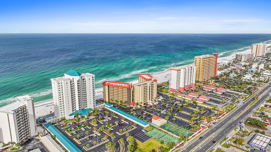 Summerhouse condos in PCB